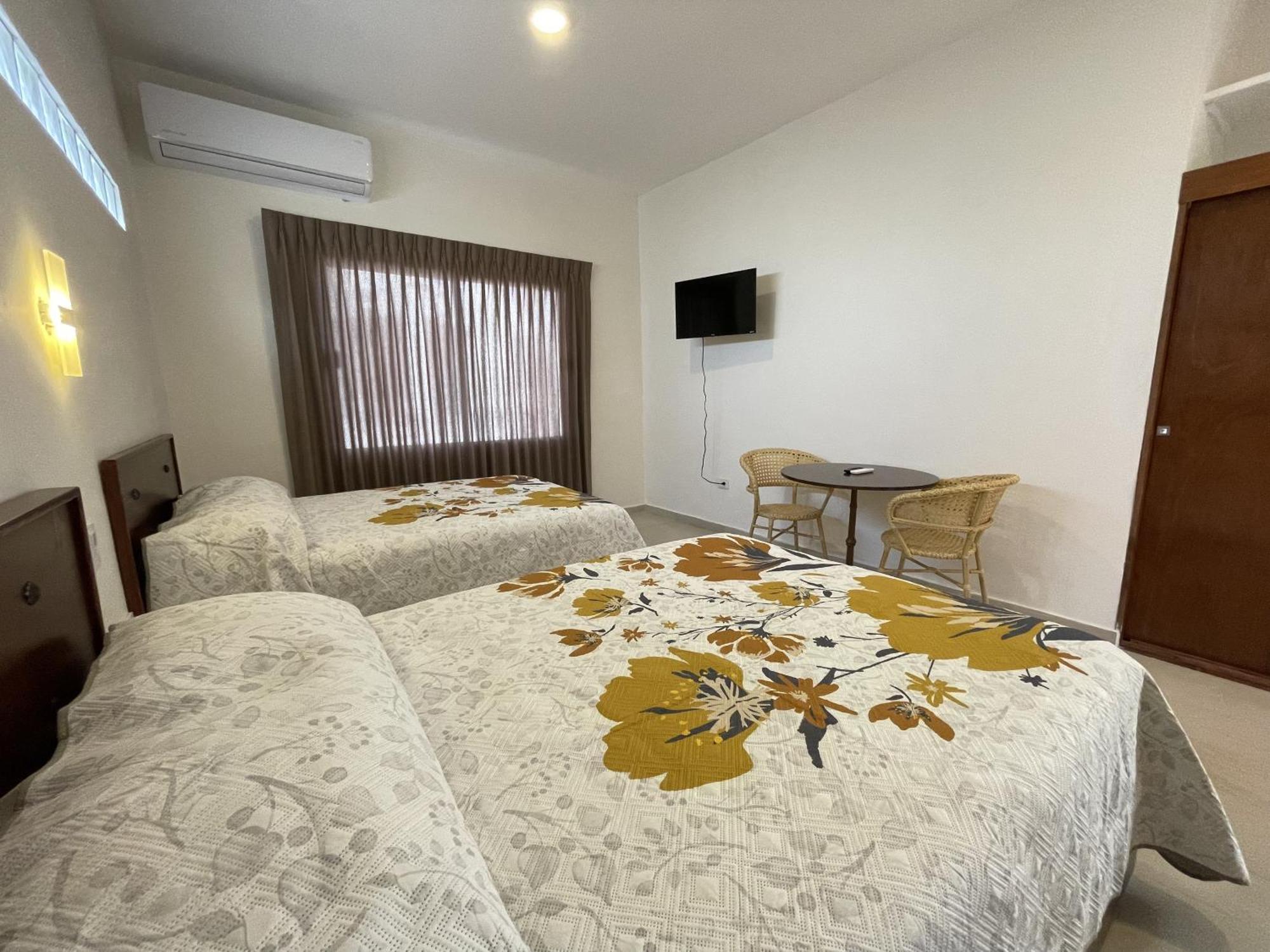 Hotel Allende 拉巴斯 外观 照片